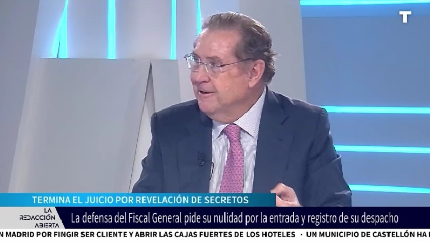 Carlos Entrena: «El hecho clave es que reveló secretos por su cargo»