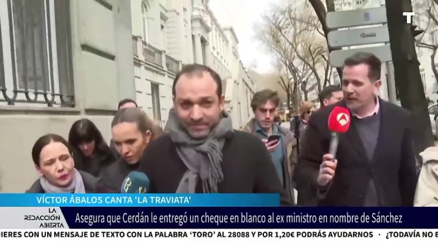 Víctor Ábalos revela el complot contra su padre: cheques en blanco y la mano de Begoña en su destitución