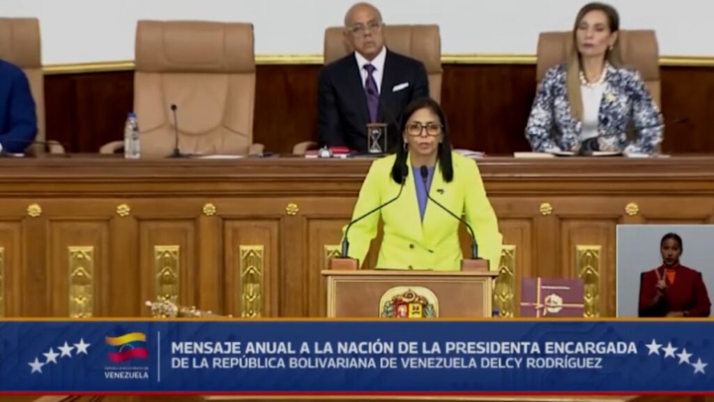 Delcy Rodríguez: "Si algún día me tocase ir a Washington, lo haré de pie, no arrastrada"