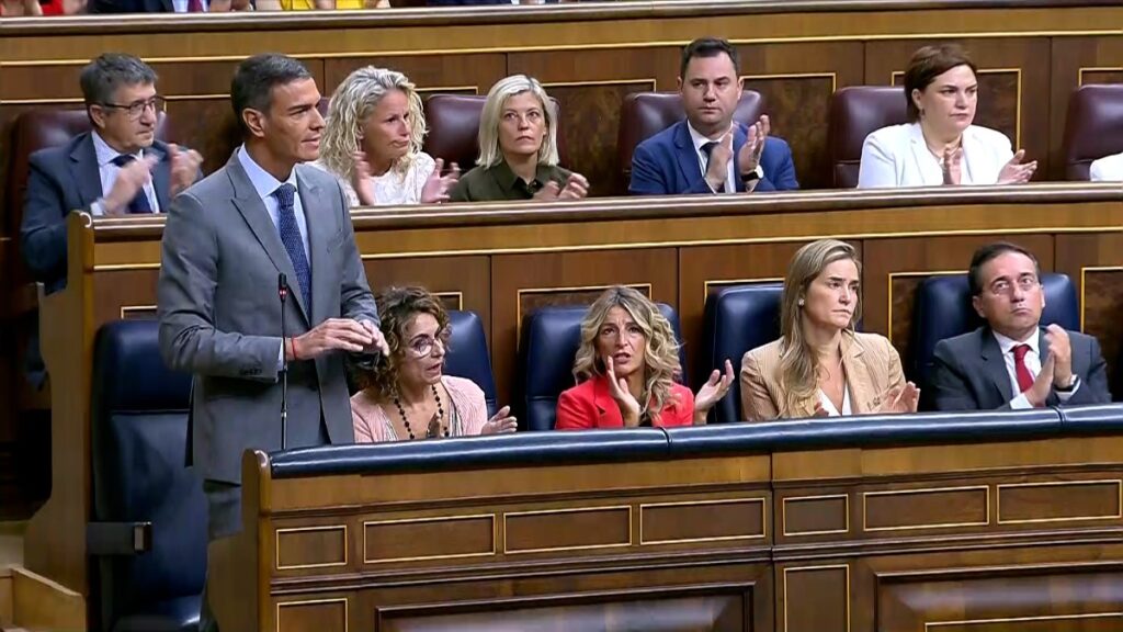 Podemos anuncia un pacto con el PSOE para regularizar a más de 500.000 inmigrantes ilegales