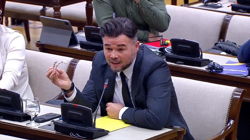 Gabriel Rufián defiende a Zapatero y asegura que el PP “le odia” por las elecciones de 2004, la derrota de ETA en 2011