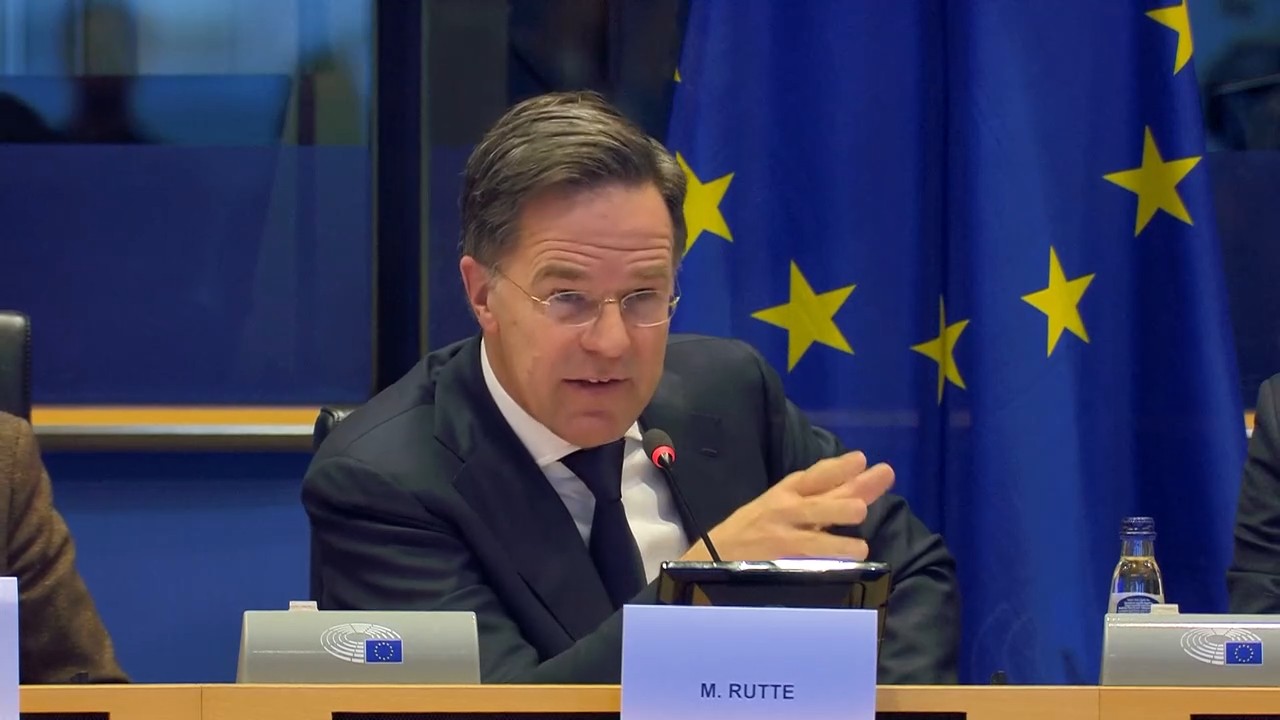Rutte acuerda con Trump dos líneas de trabajo para reforzar la presencia de la OTAN en el Ártico