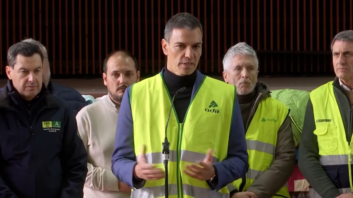 Sánchez pide «prudencia» y anuncia tres días de luto oficial por la tragedia de Adamuz