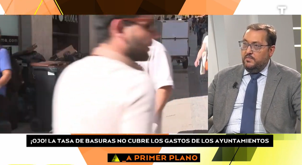 Un abogado, sobre la CHAPUZA legal del ‘basurazo’: «Es el nuevo ‘SÍ ES SÍ'»