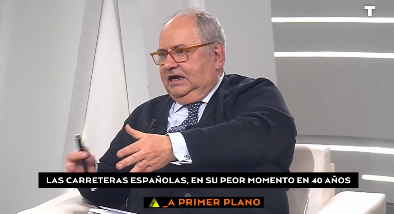 «Un 30% de ACCIDENTES están relacionados» ¿Cómo influye el DESTROZO de las carreteras en siniestros?