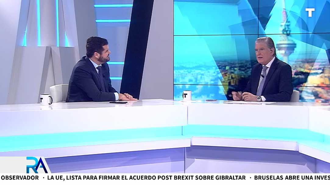 Iustitia Europa: «Sánchez es un cazatalentos pero en el sentido perverso de la palabra»