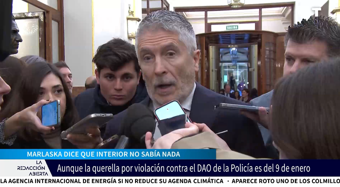El Congreso explota con gritos de «¡Dimisión!» a Marlaska por encubrir al DAO
