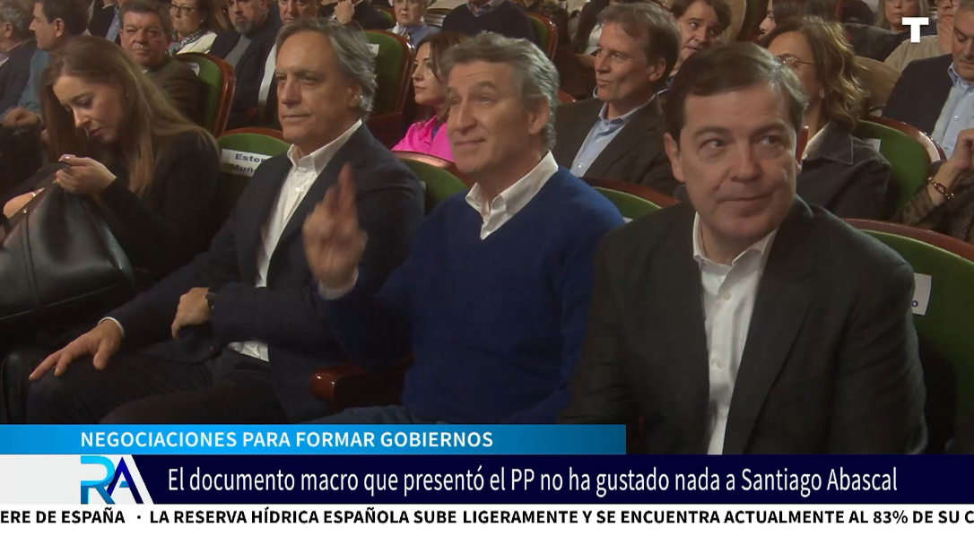 Abascal dinamita las negociaciones con el PP y critica que los traten como «salvajes»