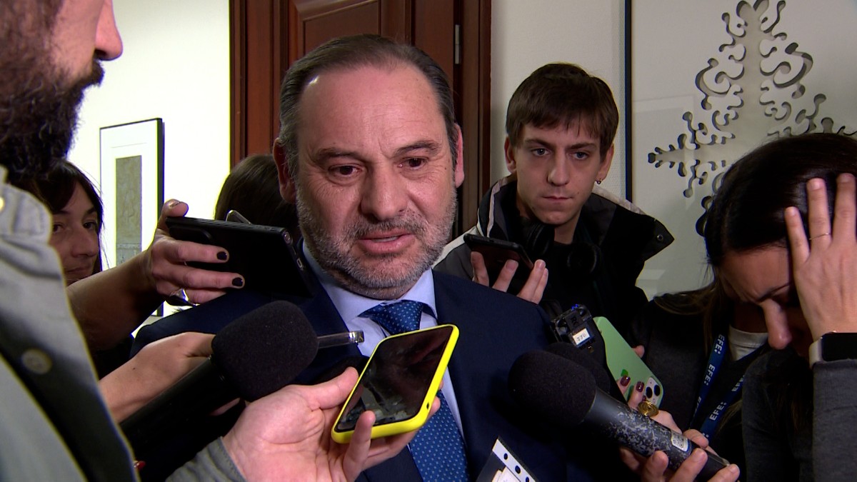 Ábalos recurre al Supremo el rechazo del Congreso a indemnizarle