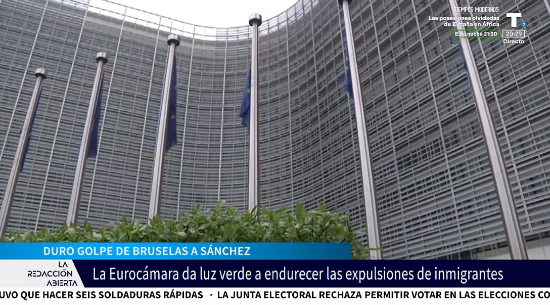Europa endurece las expulsiones de inmigrantes frente a la regularización masiva