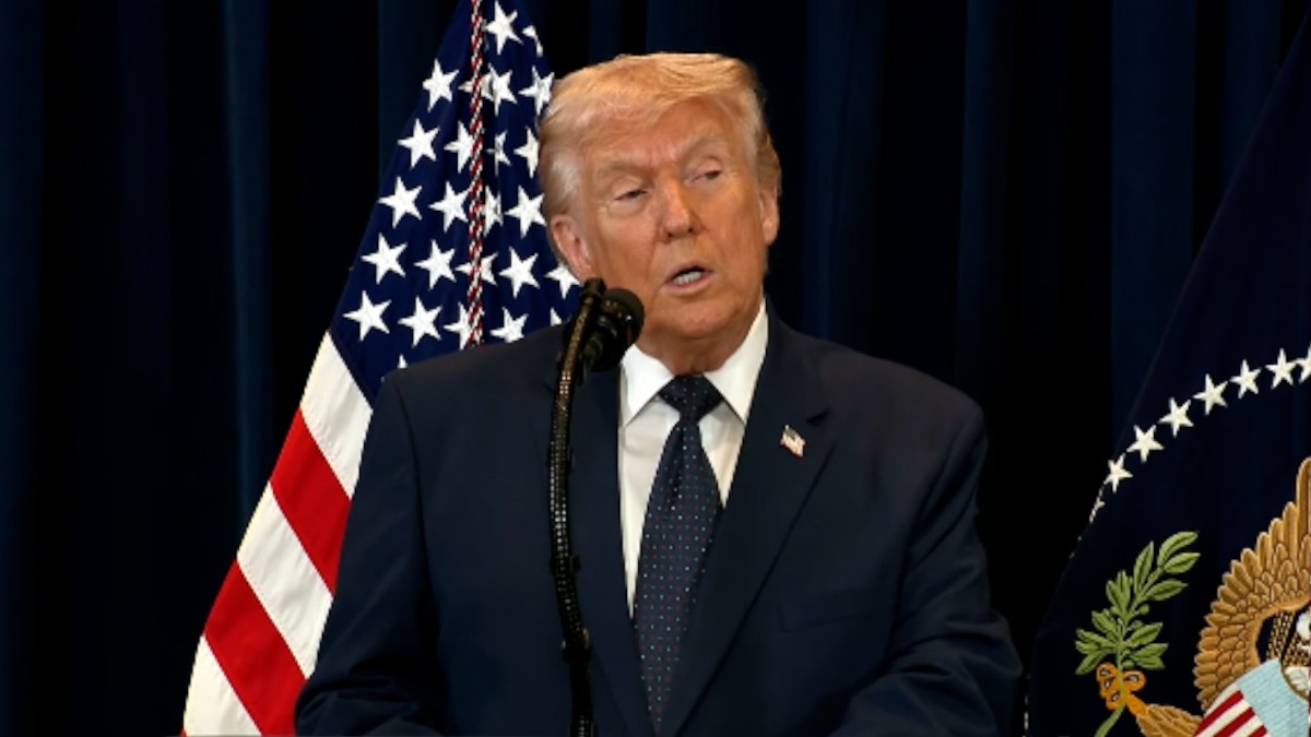 Trump amenaza con golpear «20 veces más fuerte» a Irán si bloquea el petróleo en el estrecho de Ormuz