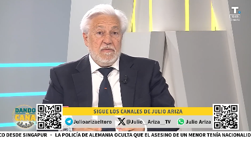 Julio Ariza lee el correo que Ignacio Garriga envió a Javier Ortega-Smith