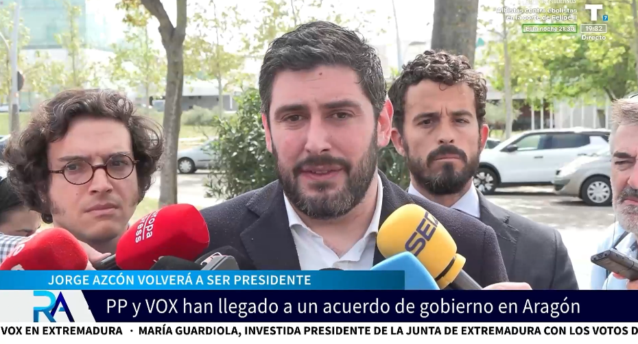 PP y VOX han llegado a un acuerdo de gobierno en Aragón