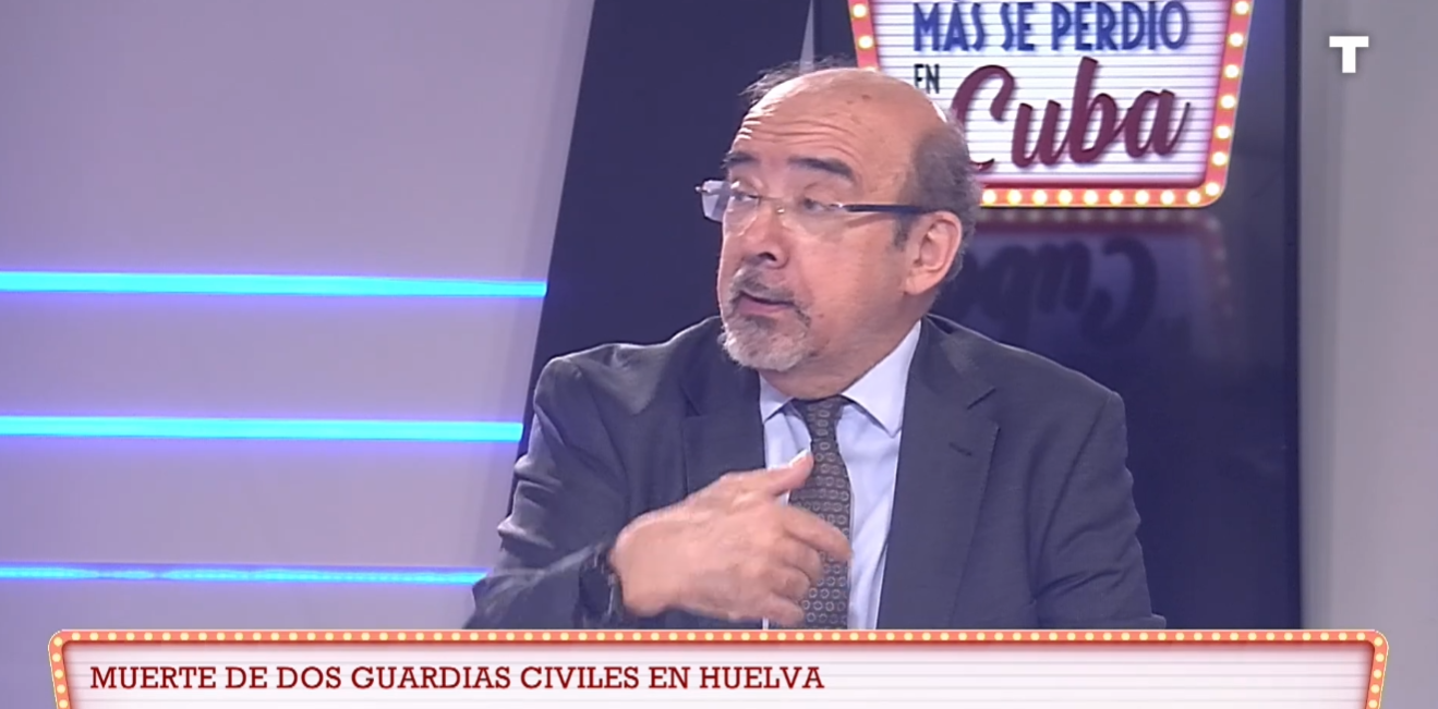 José Luis Balbás: «Están dando lanchas de plástico a los guardias civiles para que se maten»