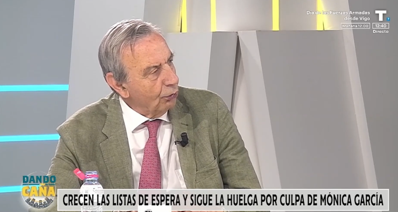 8 de cada 10 médicos piden la dimisión de Mónica García