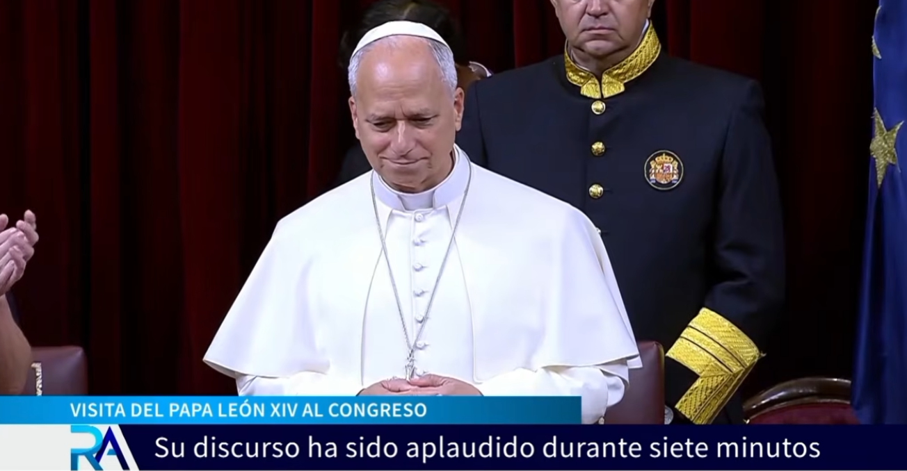 Repasamos los TITULARES del discurso de León XIV: vida, familia, inmigración, política y guerras