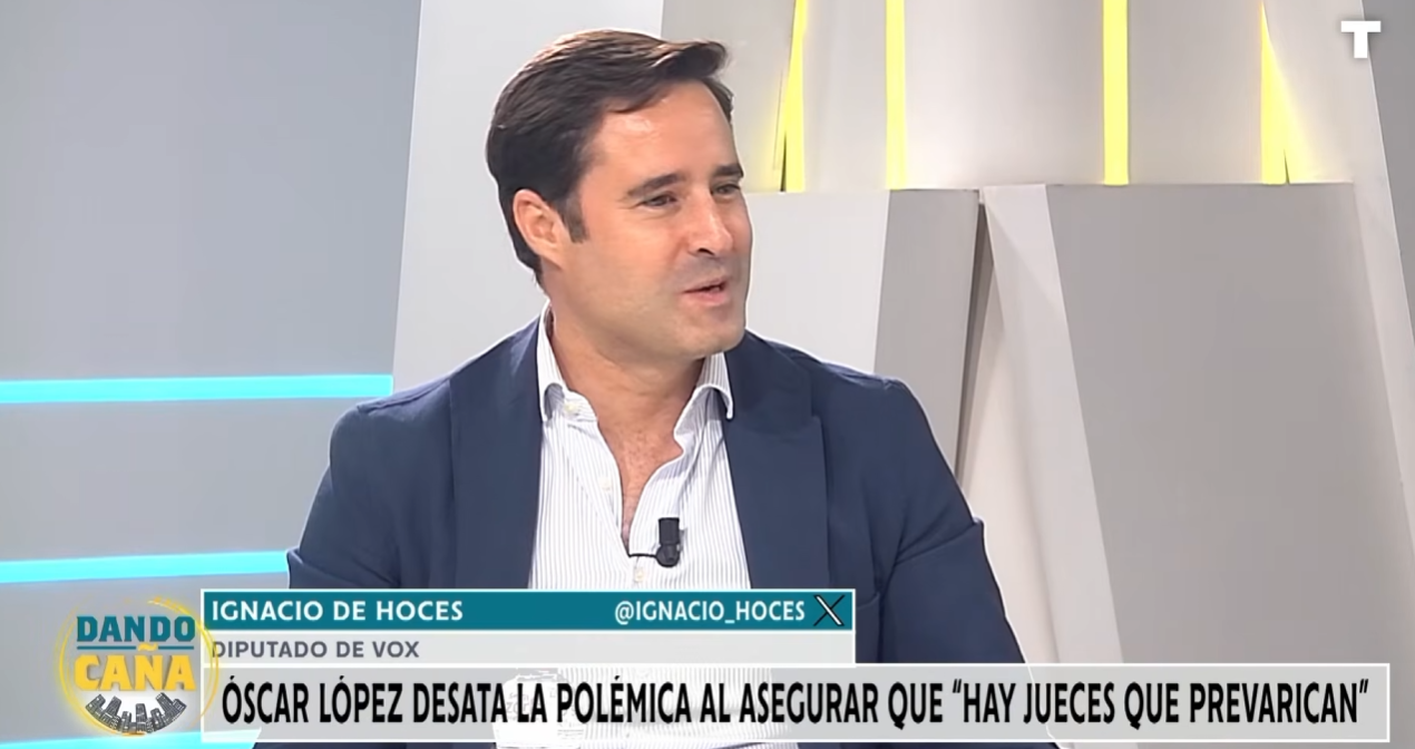Ignacio de Hoces saca los colores al ministro López: «Es un juntaletras indecente»