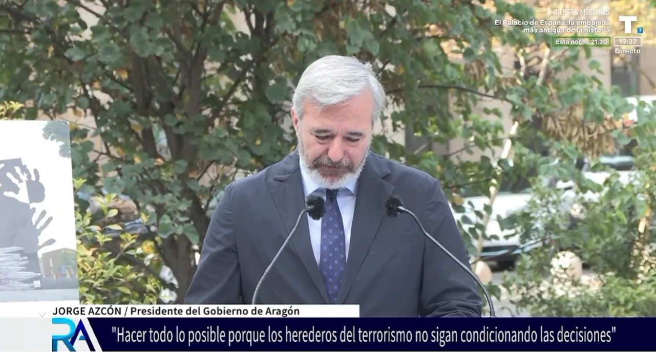 Jorge Azcón muestra su «rabia e indignación» contra los herederos de ETA