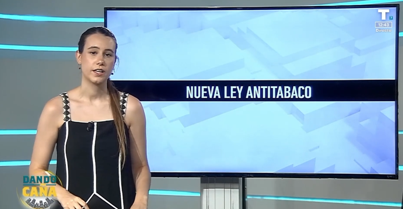 Adiós a fumar en playas y terrazas, incluidos los vapers