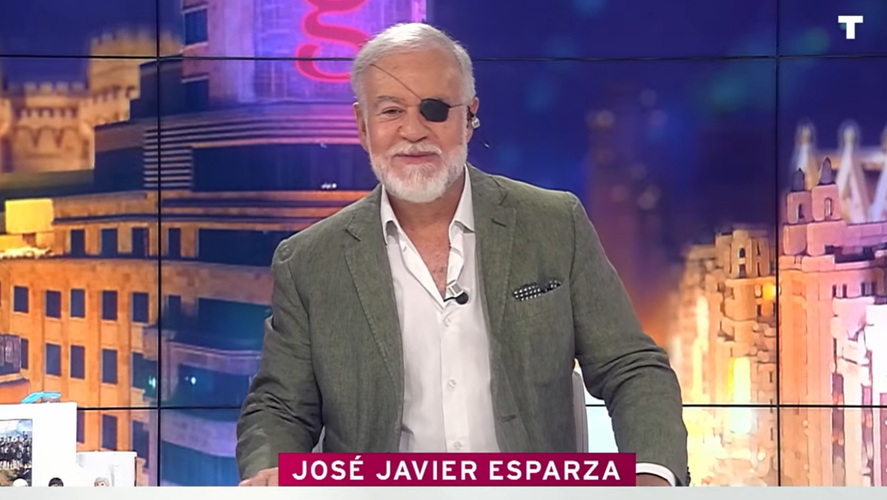 Los jóvenes españoles celebran a España cantando «Un beso y una flor» ¿Qué significa?