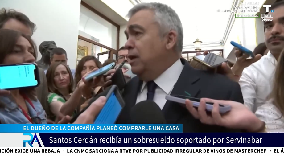Santos Cerdán recibía un sobresueldo de parte de Servinabar: coches, nóminas a su mujer…