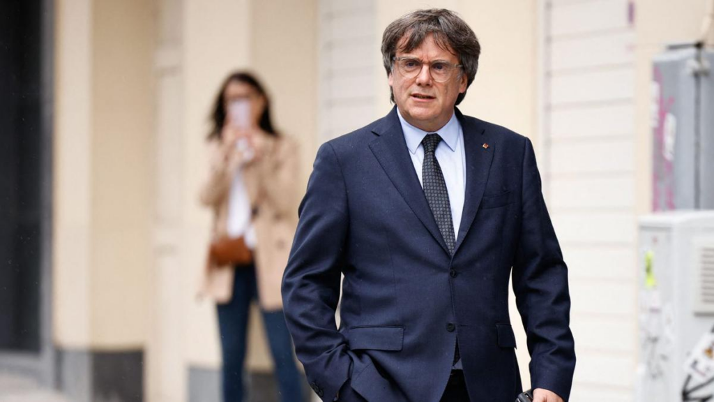 Puigdemont lleva su pulso a Bruselas: denuncia a España ante la Comisión Europea para forzar la aplicación de la amnistía y levantar sus embargos
