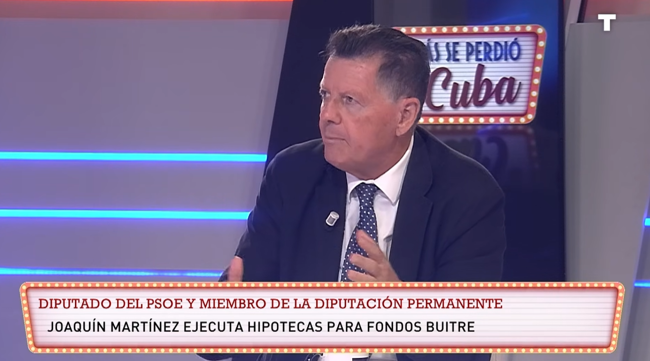 Alfonso Rojo: «En la izquierda se creen distintos, mirad a Almodóvar con 23 pisos»