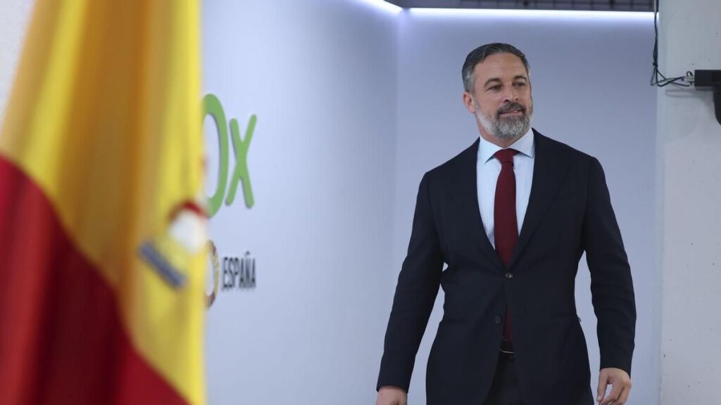 Vox busca amarrar grupo propio y una mayoría determinante en el Senado