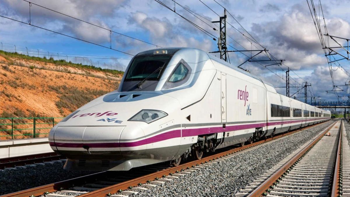 España destina a mantener la alta velocidad la mitad que la media europea tras un recorte del 22%